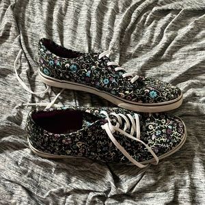 Floral vans